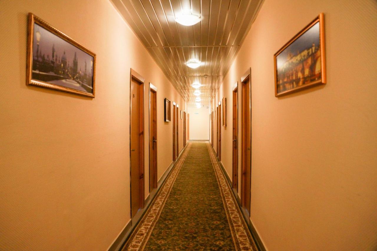 Hotel Praha Smolensk Eksteriør bilde